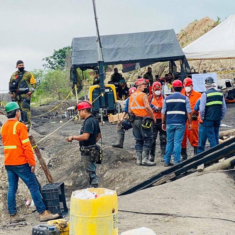 “No tenemos confirmada la muerte de todos los mineros”: Ricardo Molina