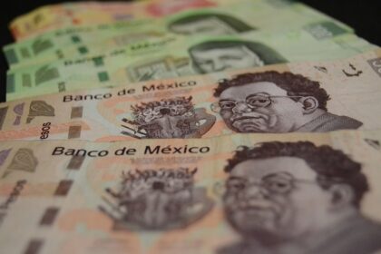 Día gris para la economía en México