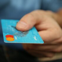 ¿Cuáles son los fraudes en tarjetas más comunes?