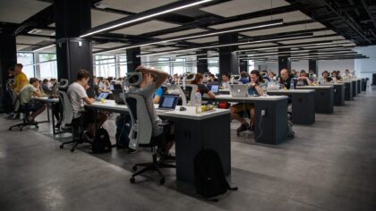 Outsourcing: carrera contra el tiempo para empleados y empresarios