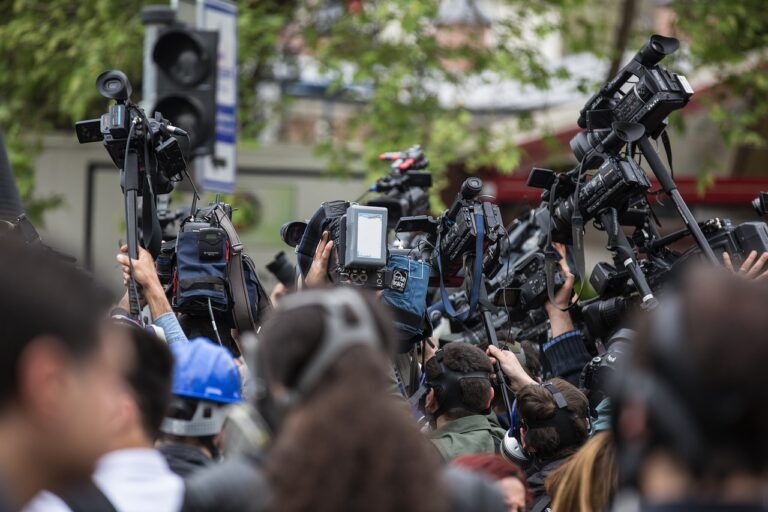 Durante el mandato de AMLO, van 68 personas defensoras y 43 periodistas asesinados