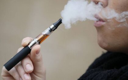 Vapeadores en México, el dilema de su uso