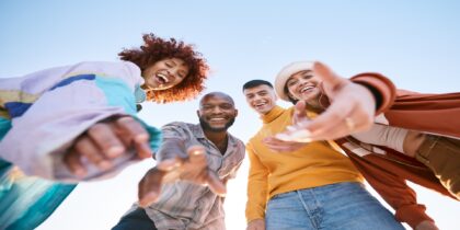 Cómo equilibrar la vida laboral y la social sin morir en el intento