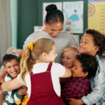 ¿Debería celebrarse el Día del Amor y la Amistad en las escuelas?