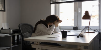 Agotamiento en el trabajo: una epidemia silenciosa en el mundo laboral moderno