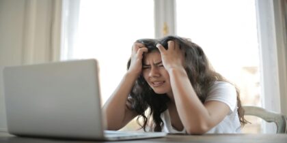 Trabajo sin estrés: cómo poner límites y cuidar tu bienestar