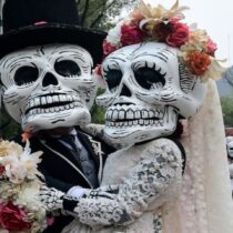 Entre catrinas y calabazas: cómo la CDMX convirtió el miedo en marketing