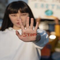 La cultura del “cancel”: ¿justicia social o linchamiento digital?