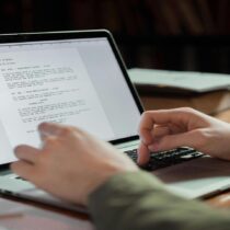 ¿Qué es una minuta y con qué se come? La guía que nadie pidió, pero todos necesitamos