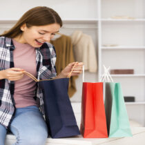 ¿Por qué compramos cosas que no necesitamos (y lo sabemos)?