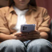 Cómo afecta el uso excesivo del celular